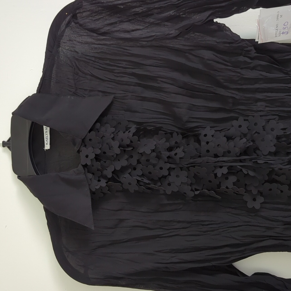 Kaelyn-Max Black Goth Clubbing Scrunch Blouse Size M Medium Unique Gorge…